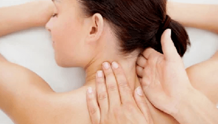 Cervical Osteochondrosis -Behandlung mit Massage